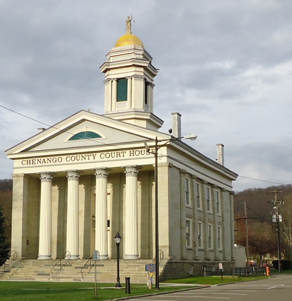 City of Norwich in New York State 43 courthouse.jpg